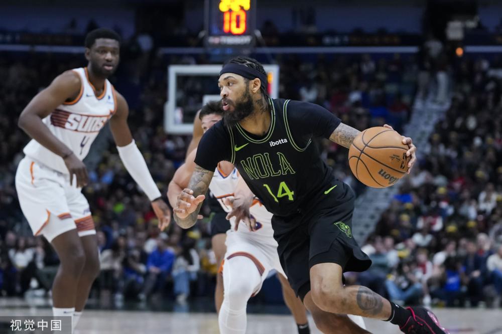 随着他进入 随着他进入