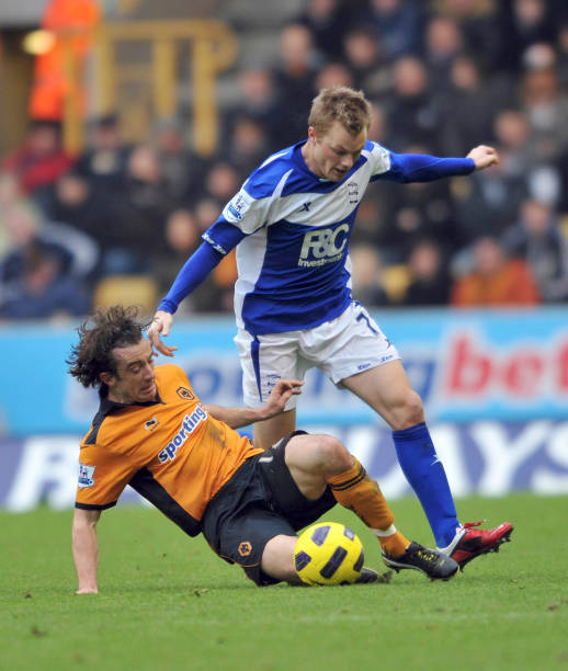 對青少年足 對青少年足